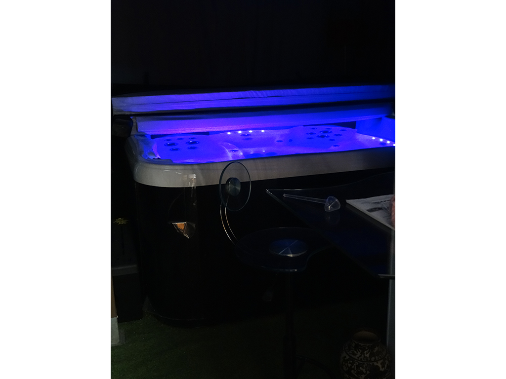 Showroom Charlet Piscines