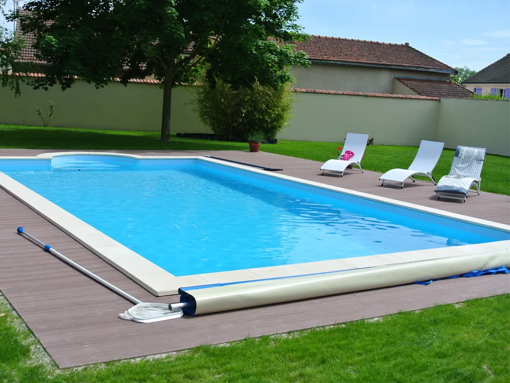 Couverture à barres pour piscine - Charlet Piscines