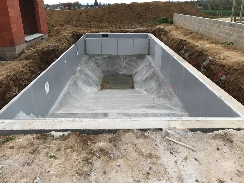 Étapes de construction de piscines - Charlet Piscine