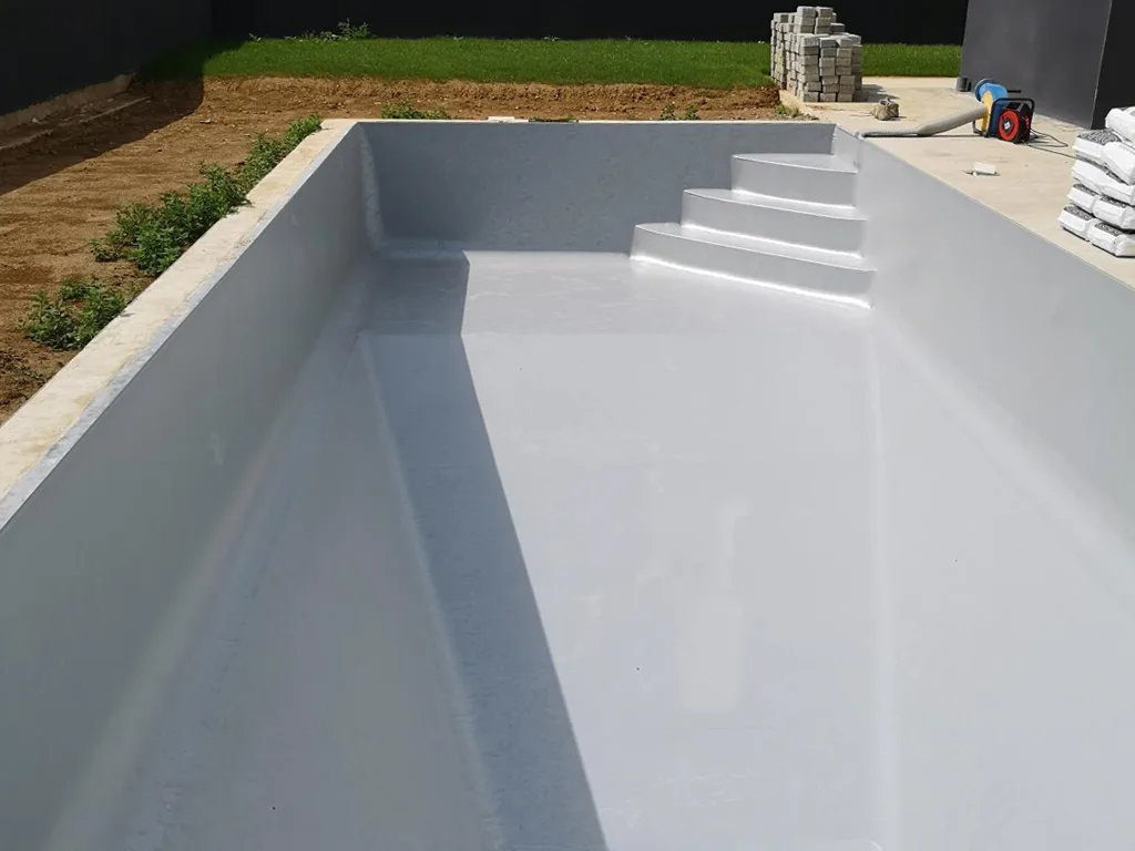 Étapes de construction de piscines - Charlet Piscine