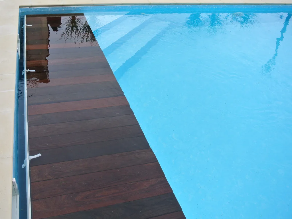 Volet roulant In'Deck pour piscine - Charlet Piscines