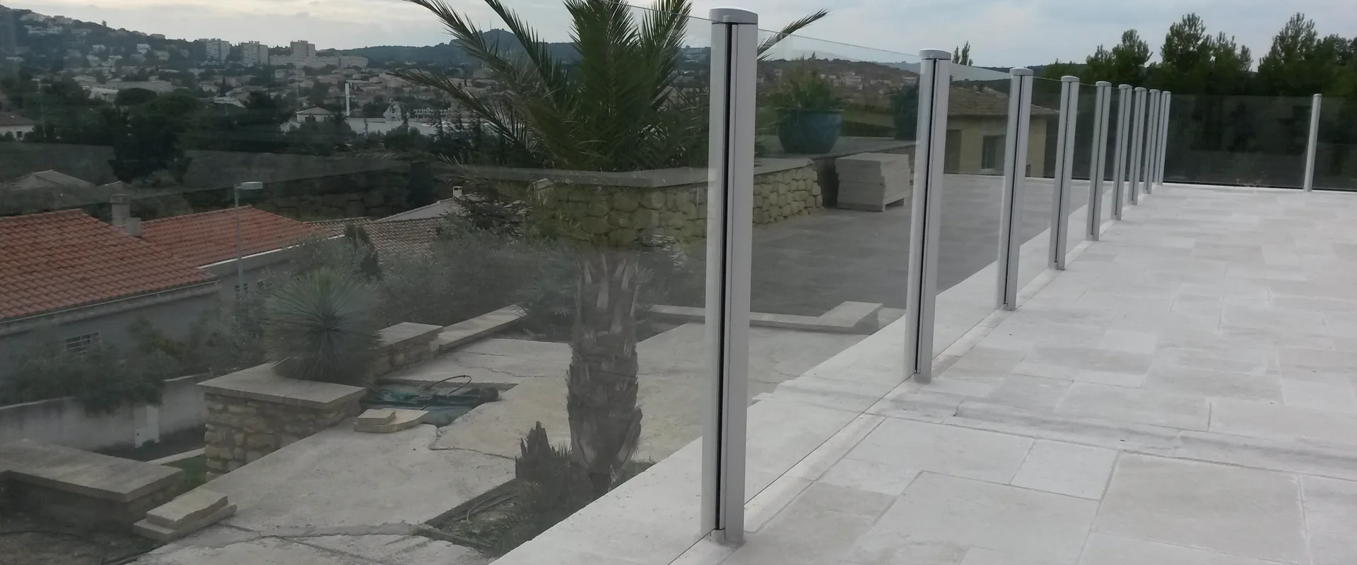 Barrière de sécurité pour piscine - Charlet Piscines