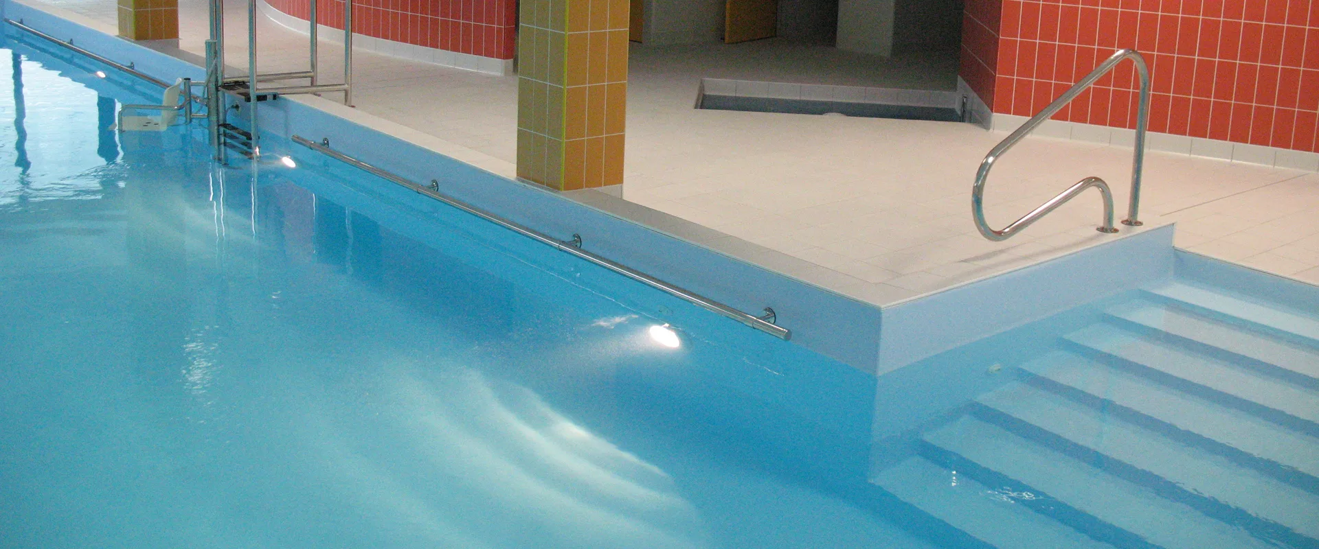 Piscine de rééducation et kinésithérapie - Charlet Piscines