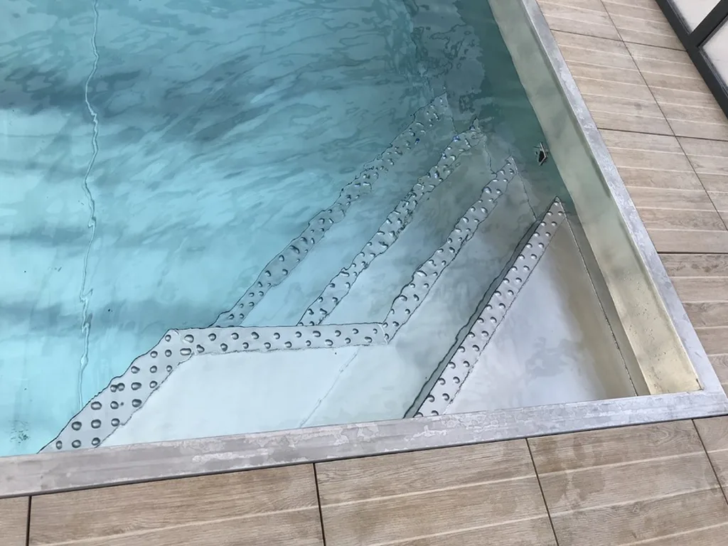 Piscine en inox - Charlet Piscines
