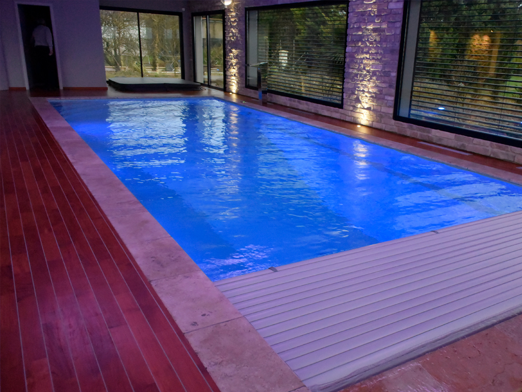 Constructeur de piscines intérieures - Charlet Piscines